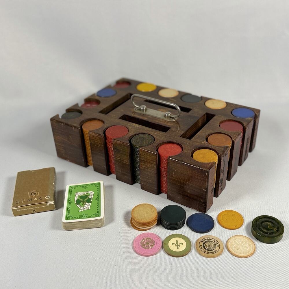 Huge 437 Vtg Bakelite Catalin & Rare Poker Chip Collection w/Caddy & Shamrock